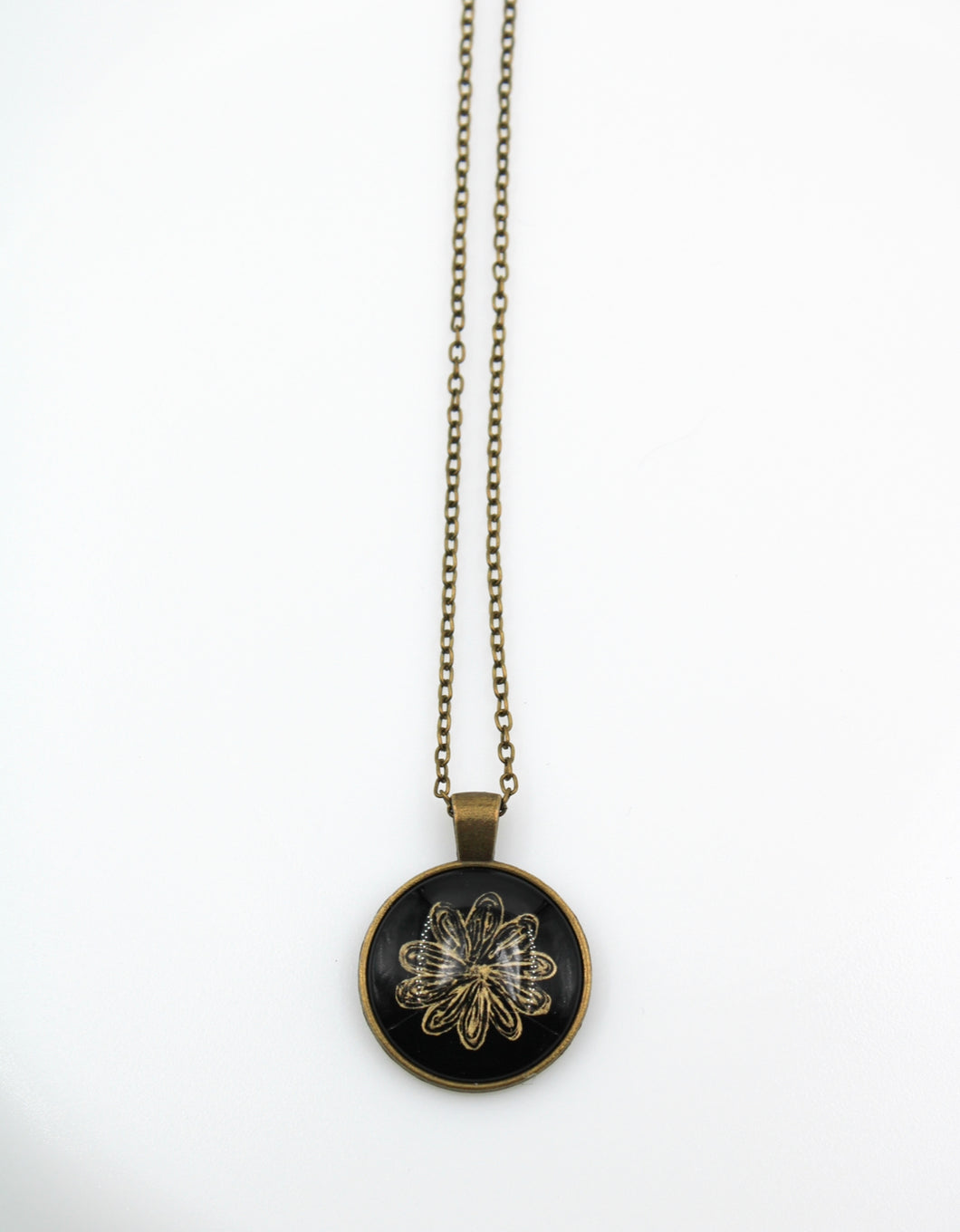 Goldflower Necklace Black Medium