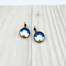 Ladda upp bild till gallerivisning, Wildflower Hanging Earring Admiral Blue
