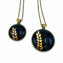 Ladda upp bild till gallerivisning, Goldleaf Necklace Black Medium
