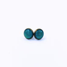 Ladda upp bild till gallerivisning, Studs earring Seegreen
