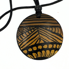 Ladda upp bild till gallerivisning, Coconut Necklace Mustardshadows
