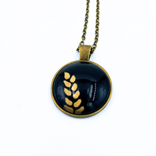 Ladda upp bild till gallerivisning, Goldleaf Necklace Black Medium
