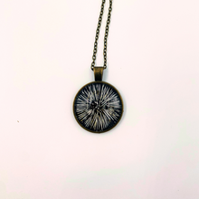 Ladda upp bild till gallerivisning, Stargaze Necklace Black Large
