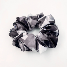 Ladda upp bild till gallerivisning, Scrunchie Winter Ash
