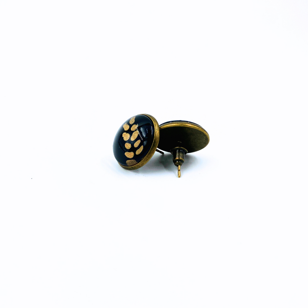 Goldleaf Studs Earring Black