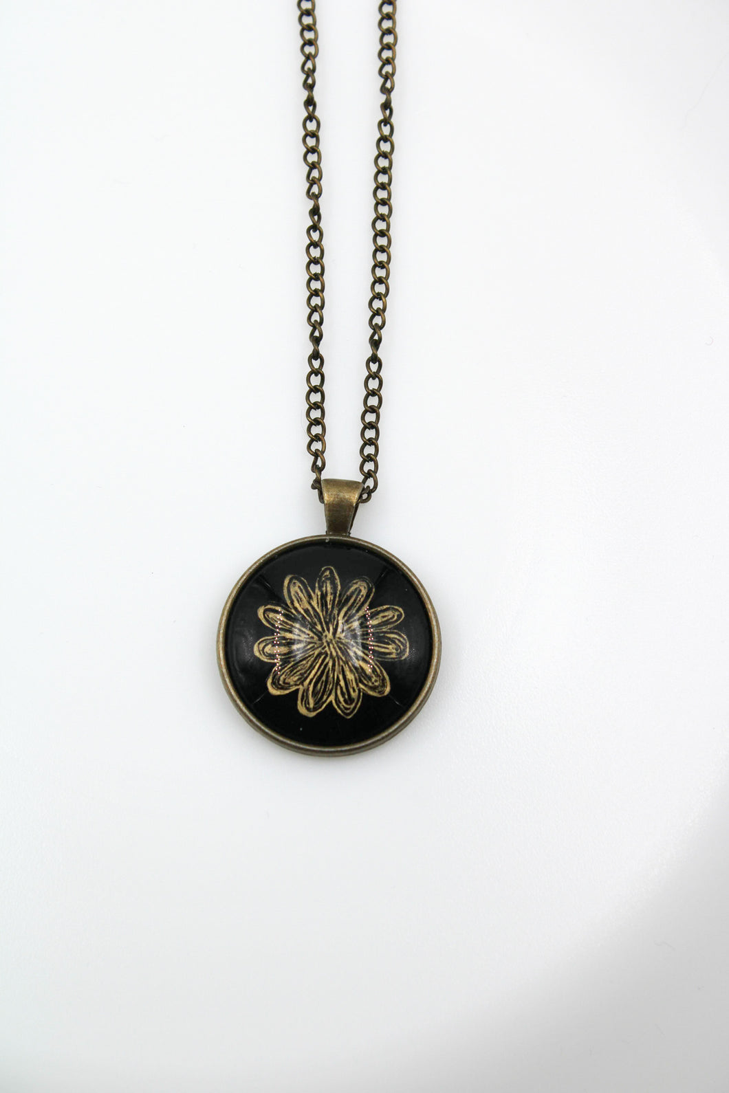 Goldflower Necklace Black Large