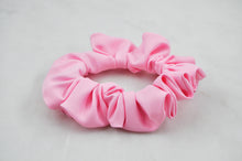 Ladda upp bild till gallerivisning, Scrunchie Pastel Pink
