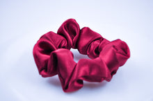 Ladda upp bild till gallerivisning, Scrunchie, Darkred satin
